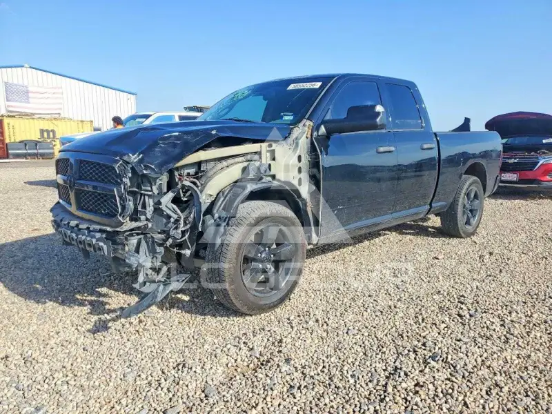 2014 RAM 1500 photo