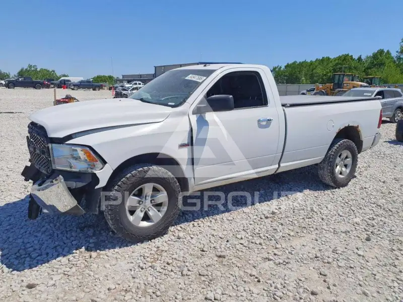 2014 RAM 1500 photo