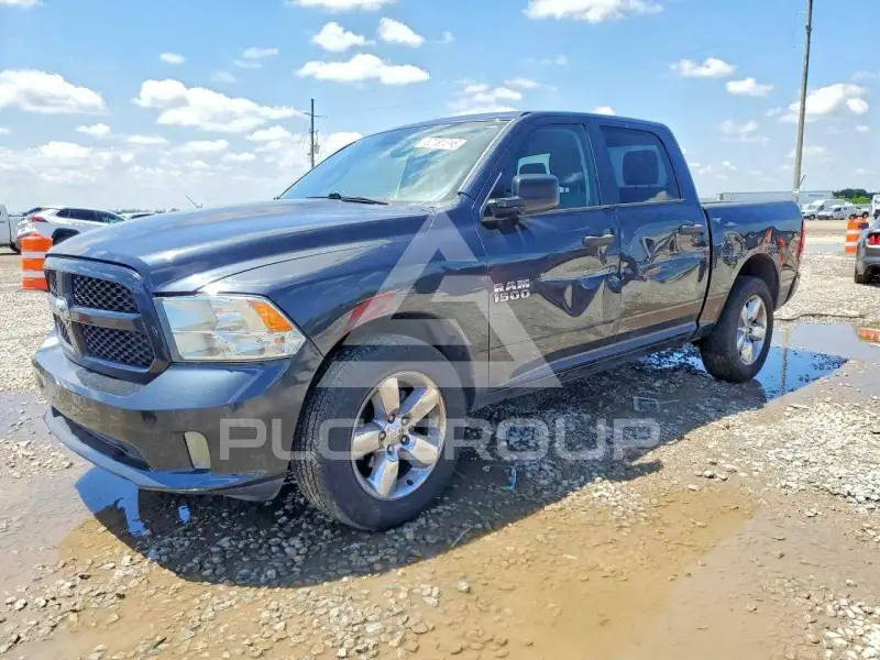 2014 RAM 1500 photo
