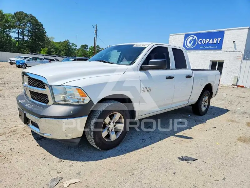 2014 RAM 1500 photo