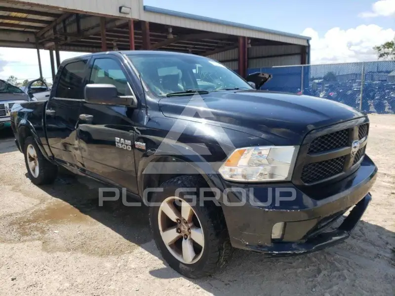 2014 RAM 1500 photo