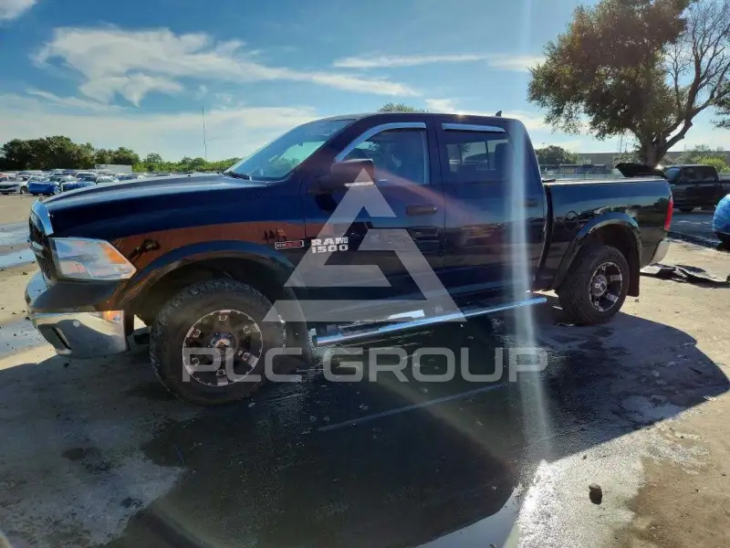2014 RAM 1500 photo