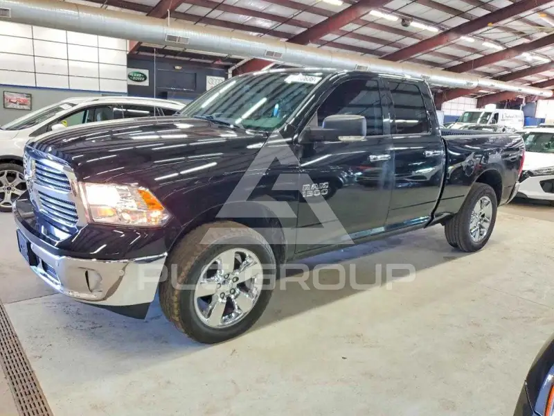 2014 RAM 1500 photo