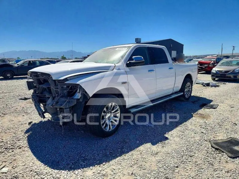 2014 RAM 1500 фото