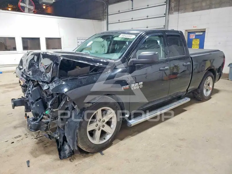 2014 RAM 1500 photo
