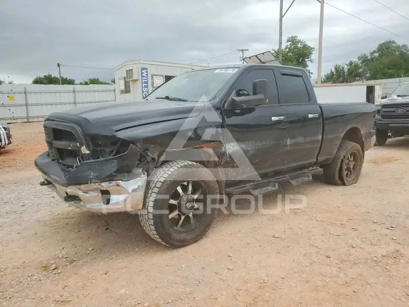 2014 RAM 1500 photo