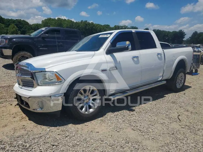 2014 RAM 1500 photo