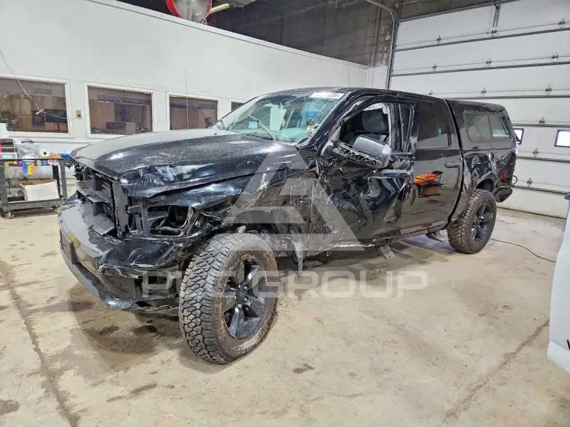 2014 RAM 1500 фото