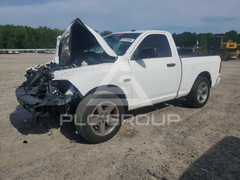 2014 RAM 1500 фото