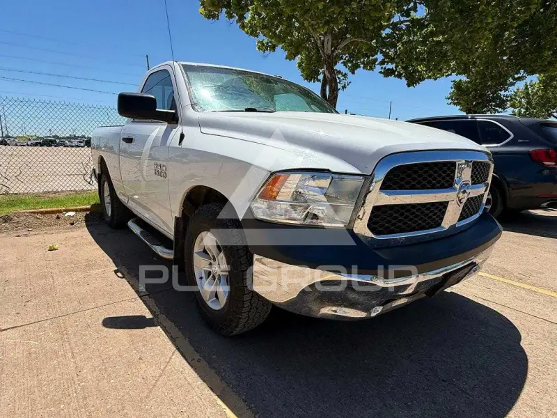 2014 RAM 1500 photo