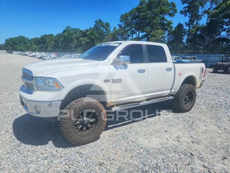 2014 RAM 1500 photo