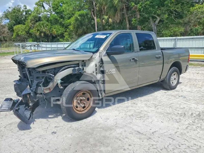2014 RAM 1500 photo