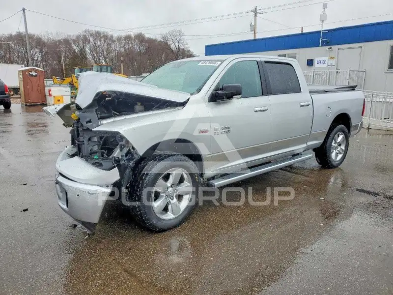 2014 RAM 1500 photo