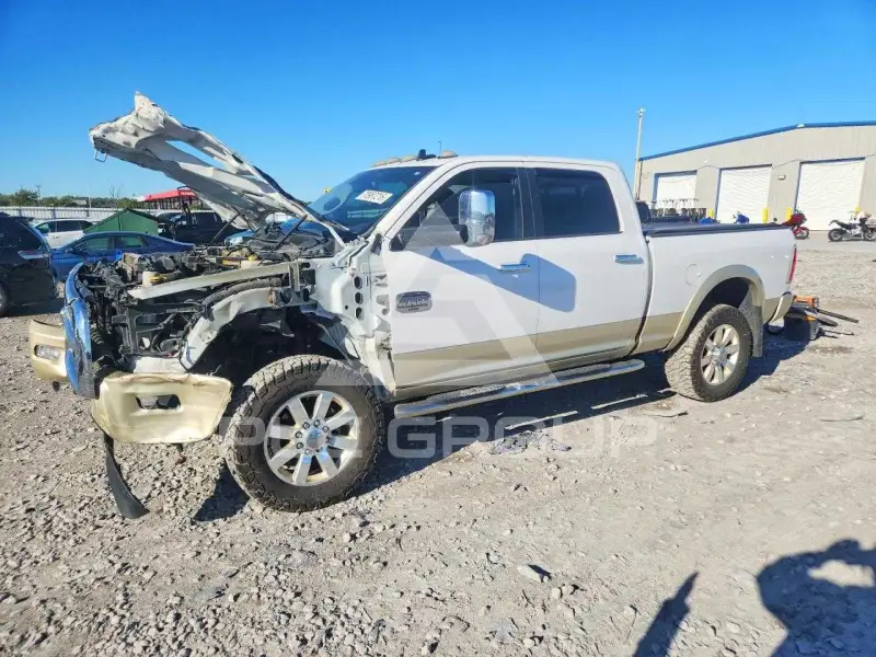 2014 RAM 2500 photo