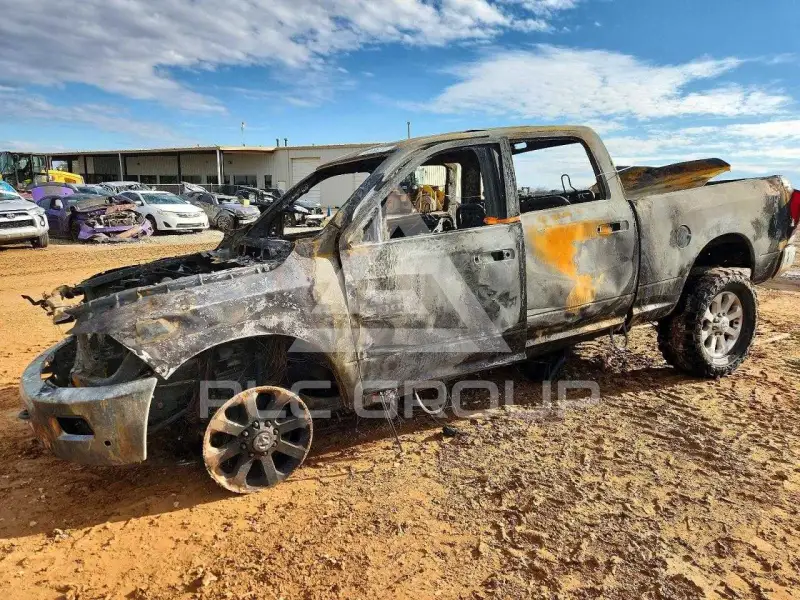 2014 RAM 2500 photo