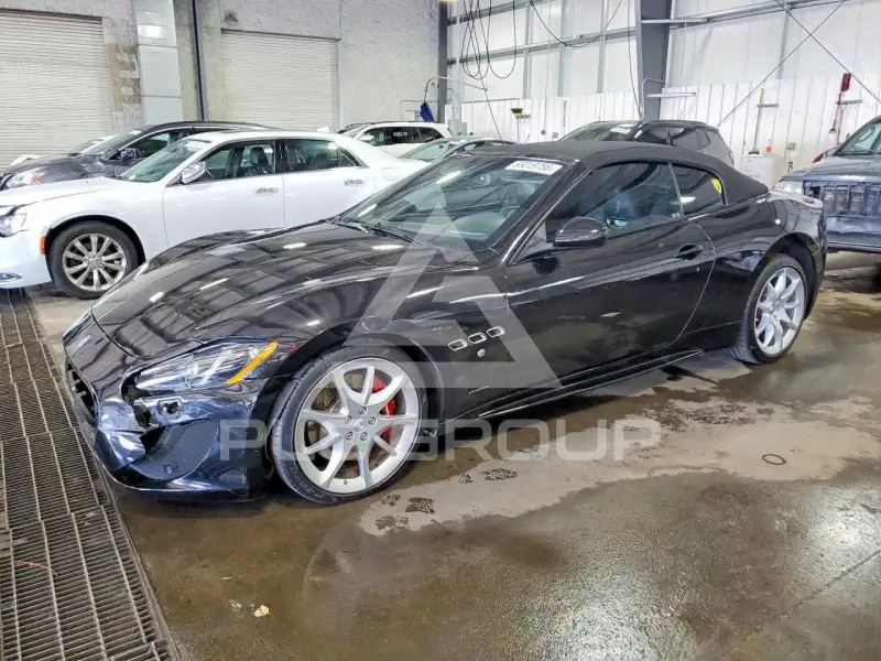 2014 Maserati  фото