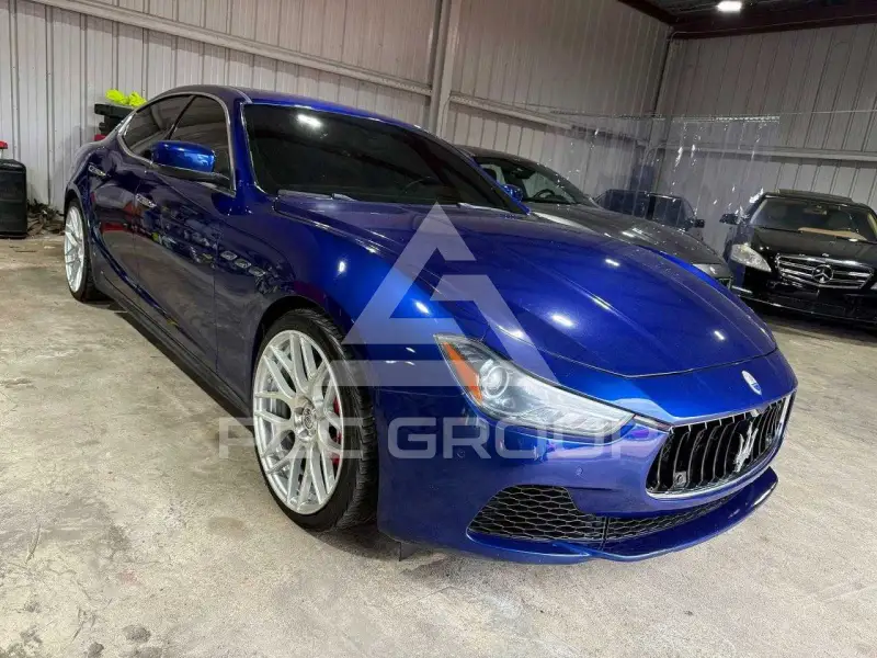 2014 Maserati  фото