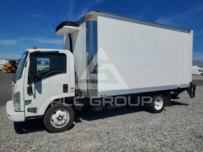 2014 Isuzu NPR фото