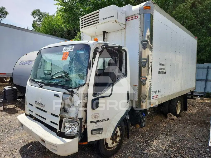 2014 Isuzu NPR фото