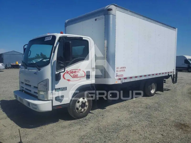 2014 Isuzu NPR photo