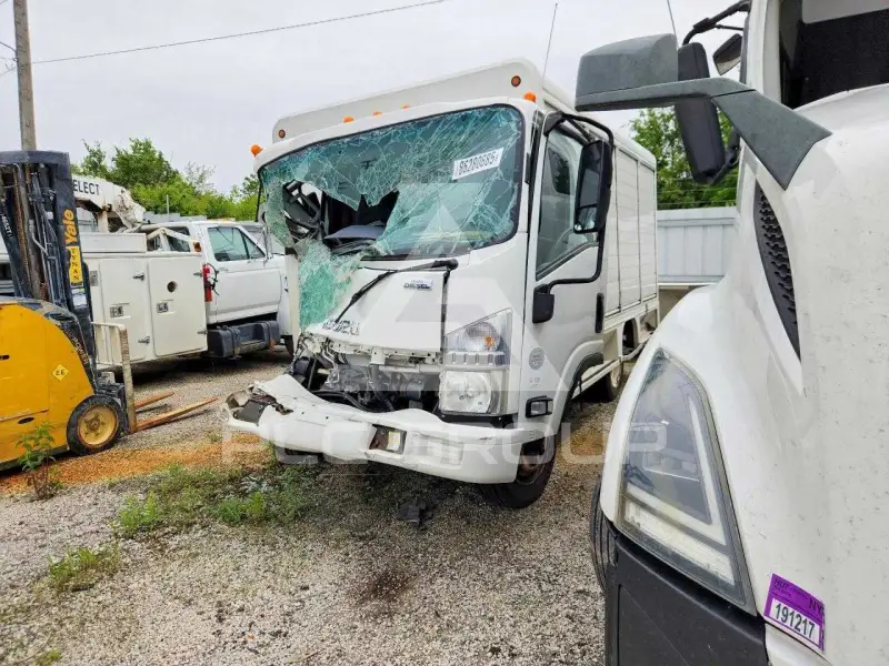 2014 Isuzu NPR фото