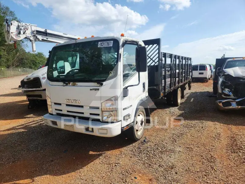 2014 Isuzu NPR photo