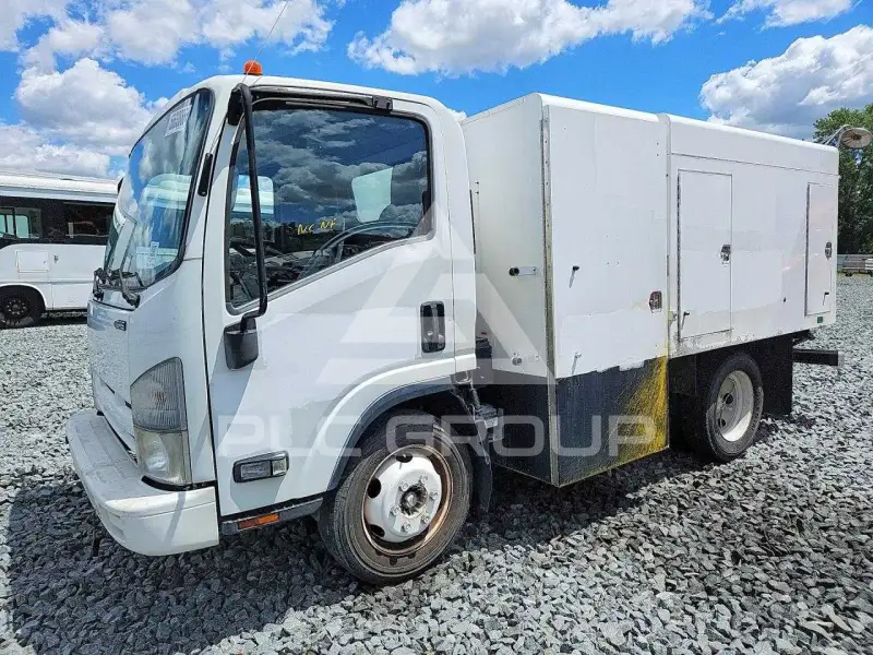 2014 Isuzu NPR фото
