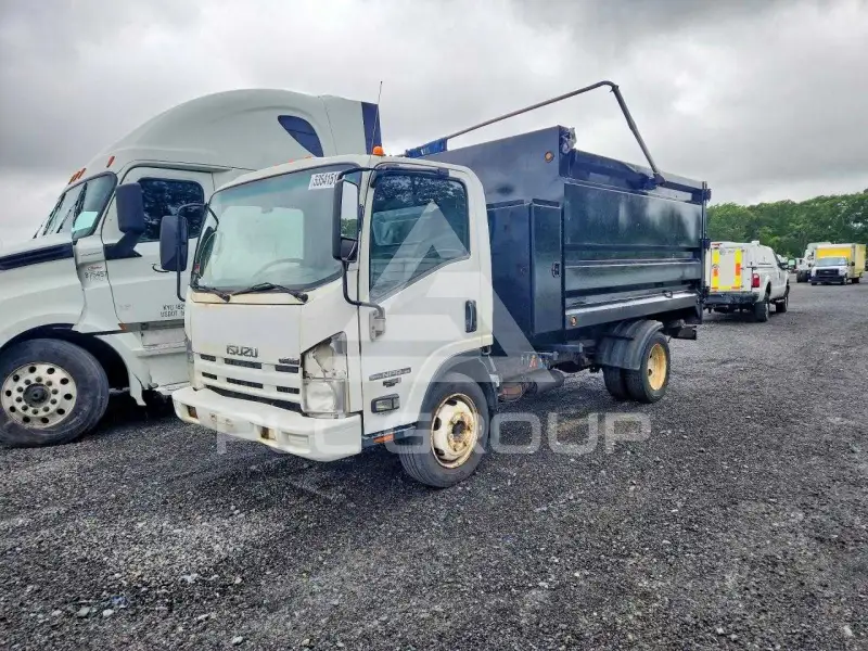 2014 Isuzu NPR фото
