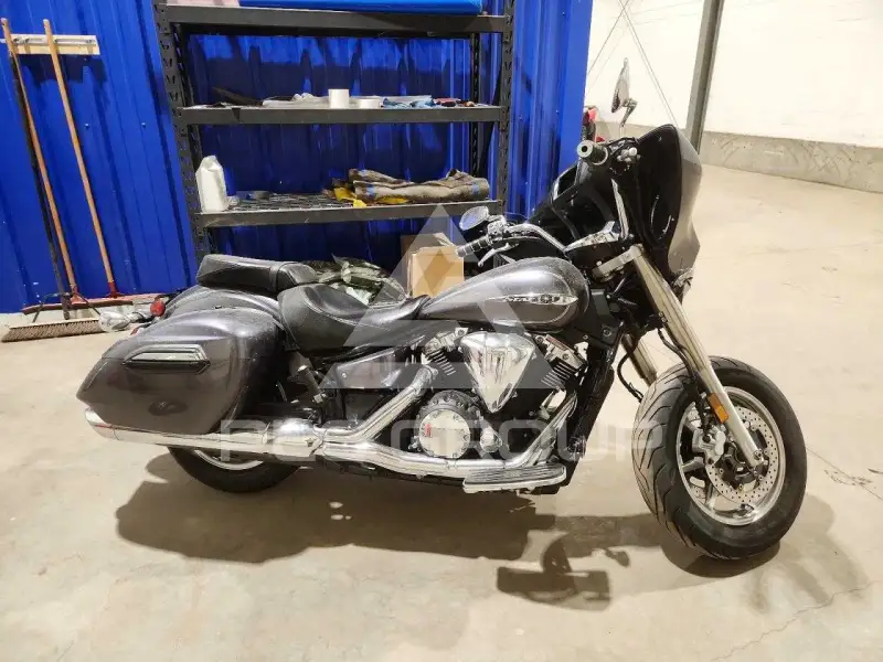 2014 Yamaha XVS1100 photo