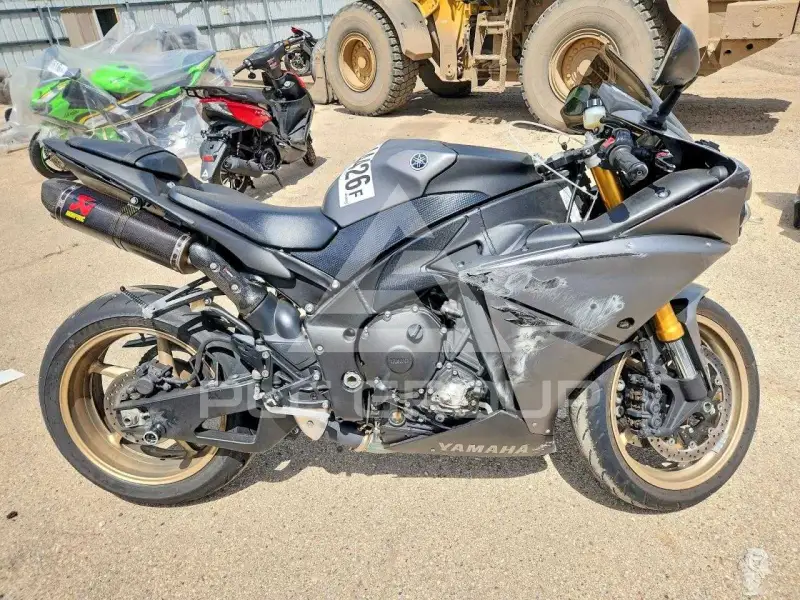 2014 Yamaha YZF1000 фото