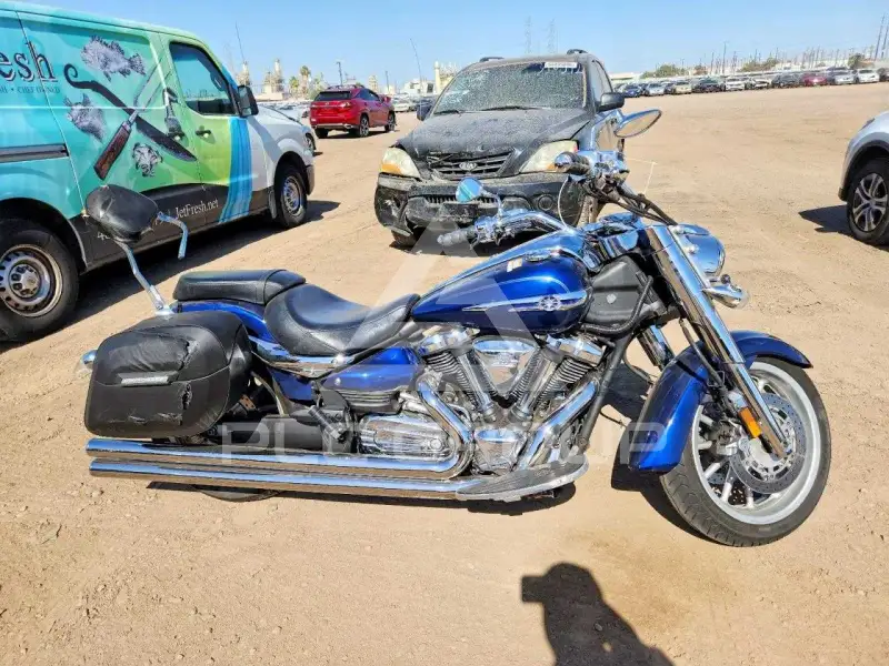 2014 Yamaha XV1900 фото