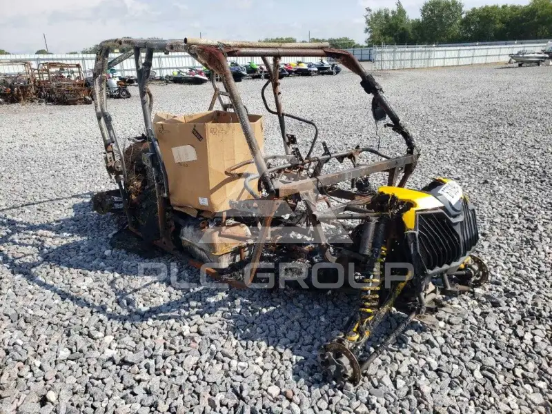 2014 Can-AM Sidebyside photo
