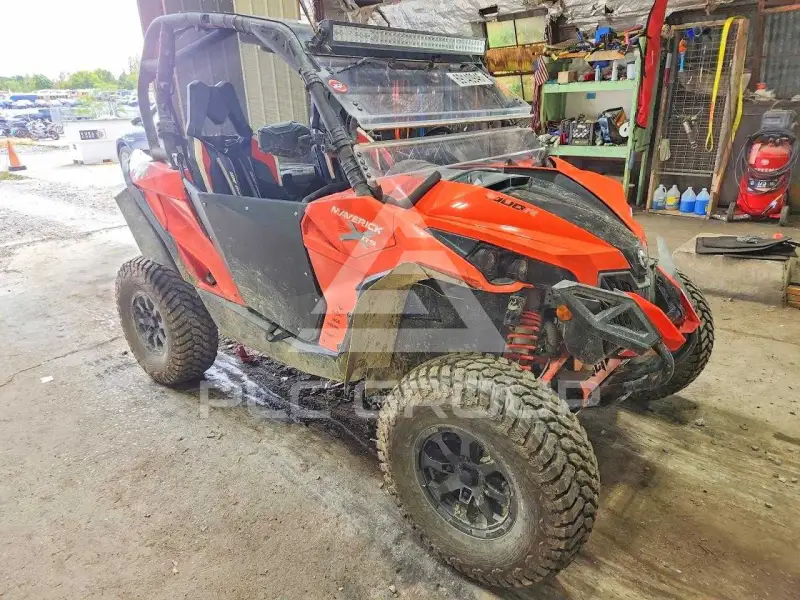 2014 Can-AM Sidebyside фото