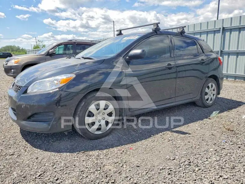 2014 Toyota MATRIX photo