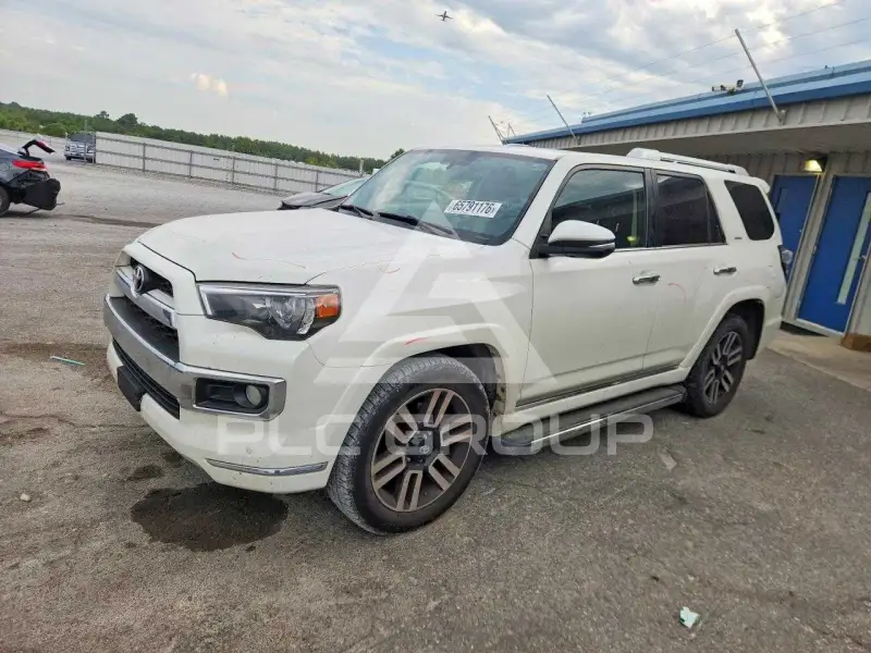 2014 Toyota 4 RUNNER photo