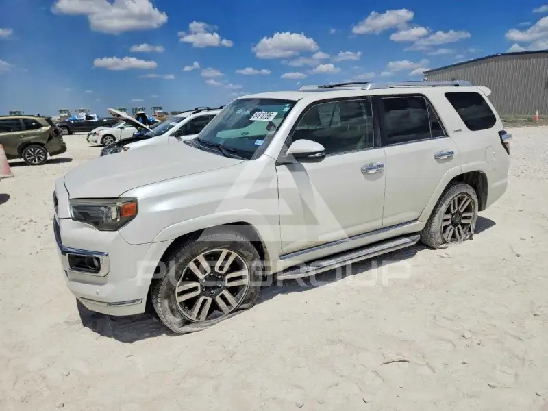2014 Toyota 4 RUNNER photo