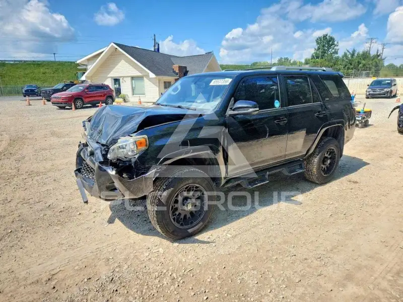 2014 Toyota 4 RUNNER photo