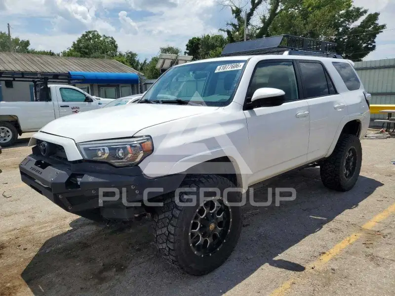 2014 Toyota 4 RUNNER фото