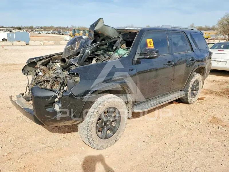 2014 Toyota 4 RUNNER photo