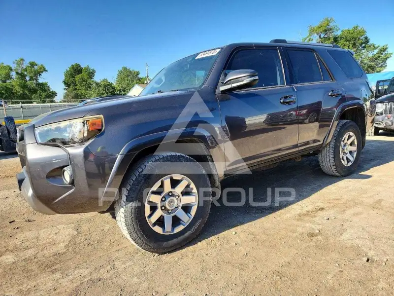 2014 Toyota 4 RUNNER photo