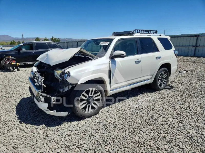 2014 Toyota 4 RUNNER photo