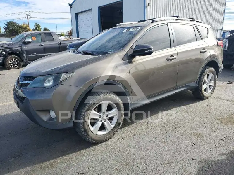 2014 Toyota RAV4 фото