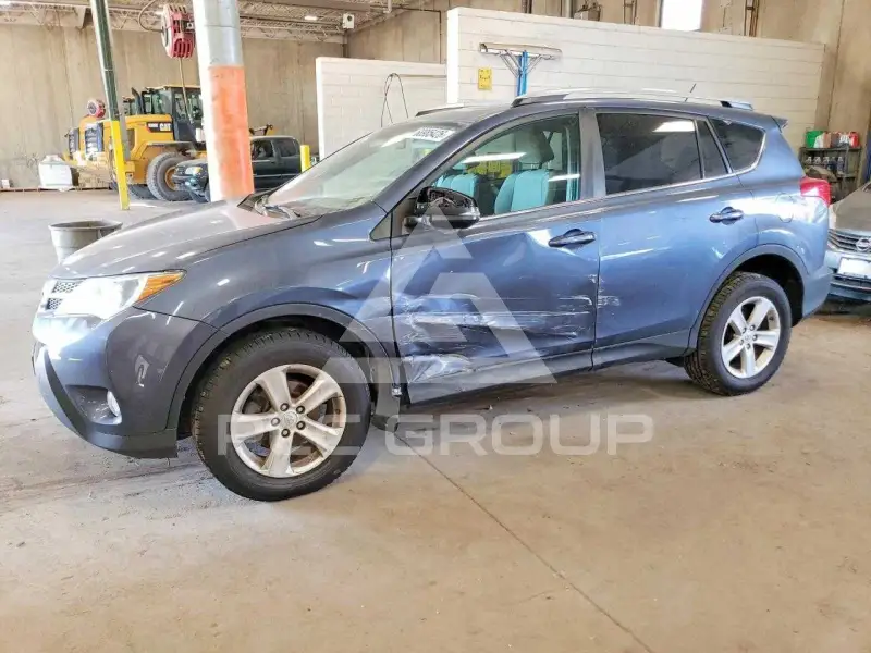 2014 Toyota RAV4 photo
