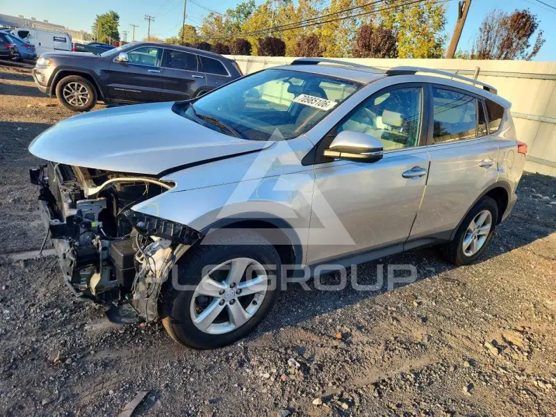 2014 Toyota RAV4 photo