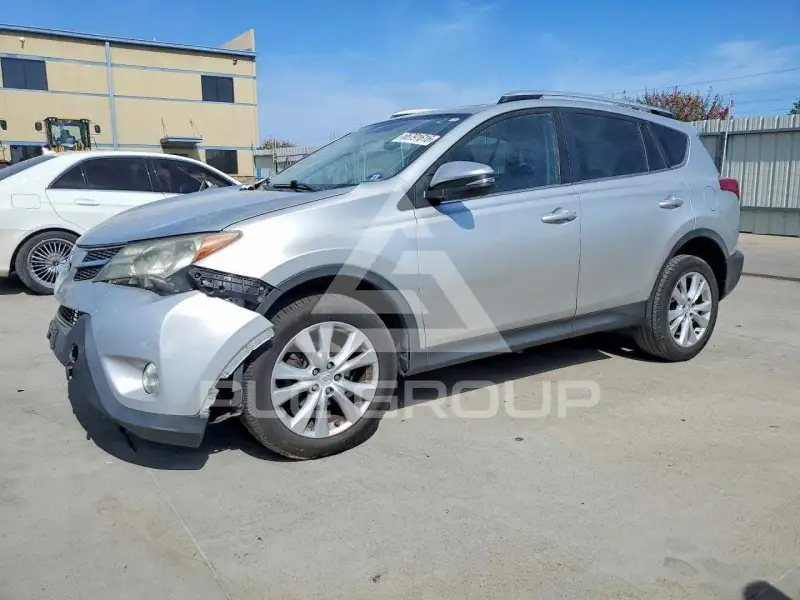 2014 Toyota RAV4 фото
