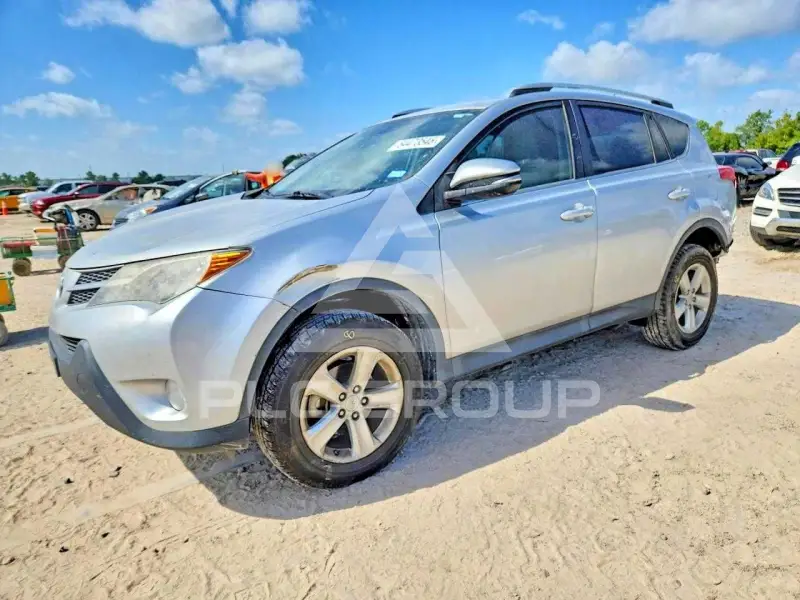 2014 Toyota RAV4 photo