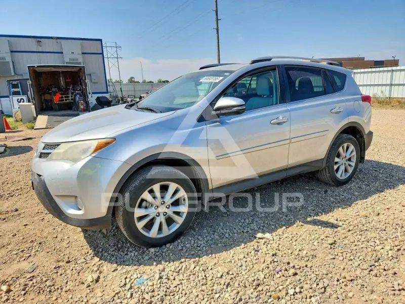 2014 Toyota RAV4 photo
