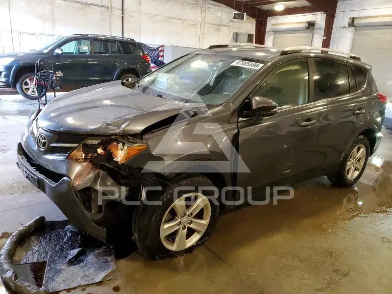 2014 Toyota RAV4 фото