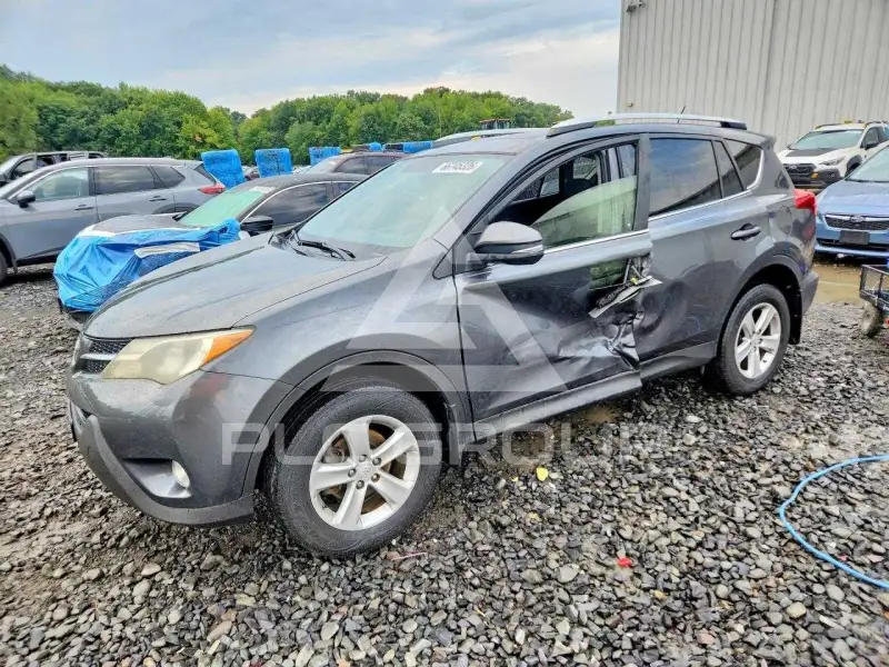 2014 Toyota RAV4 фото