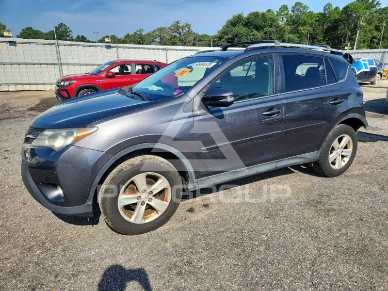 2014 Toyota RAV4 photo